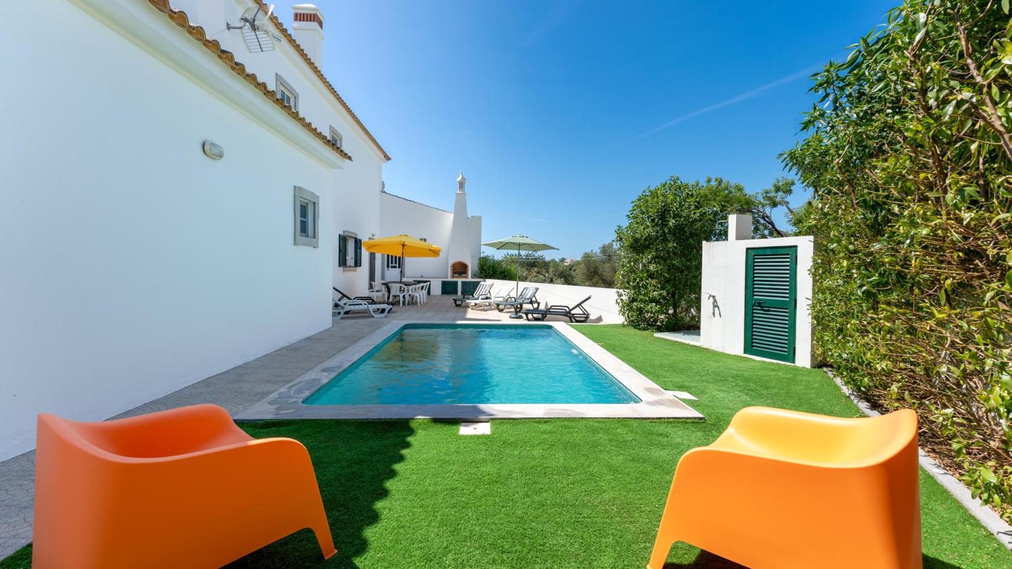Sunny & Calm 4 Bdr House W/ Pool By Lovelystay Santo Estevao  المظهر الخارجي الصورة