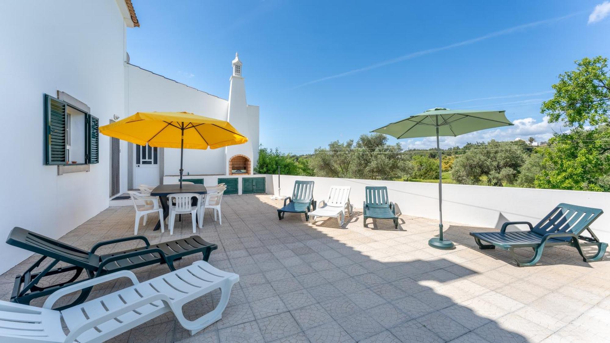 Sunny & Calm 4 Bdr House W/ Pool By Lovelystay Santo Estevao  المظهر الخارجي الصورة
